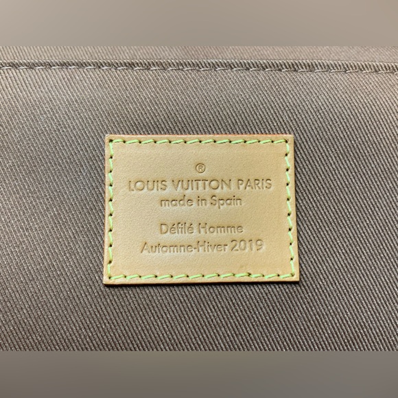 Louis Vuitton Trio Monogram Backpack - Picture 12 of 16